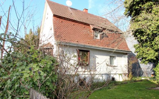 Freistehendes EFH oder Neubebauung in Stuttgart-Degerloch Haigst