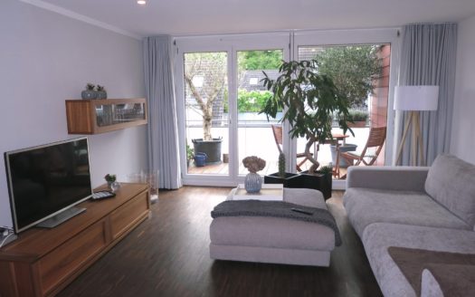 MODERNE LOFTWOHNUNG auf 2 Ebenen mit EBK, Loggia und TG-Platz!
