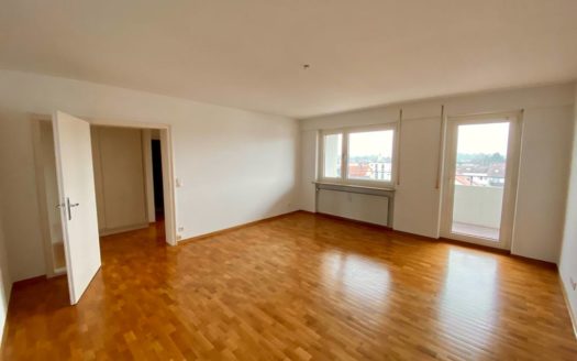 3-Zimmer-Wohnung mit Balkon, Tiefgarage und Aussicht in Ostfildern-Ruit