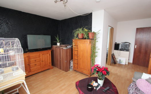 4-Zimmer-Wohnung mit 2 Balkonen, Tiefgarage und Weitblick in Murr