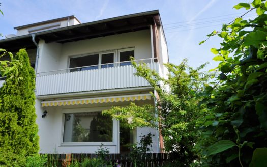 Doppelhaushälfte zu verkaufen in Stuttgart Filderstadt auf Eckgrundstück