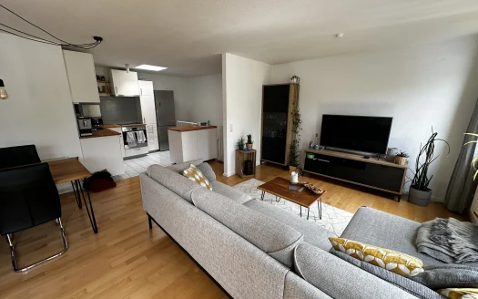 2,5-Zimmer-Maisonette Wohnung mit Dachterrasse, Balkon, offene Wohn-Essbereich, EBK