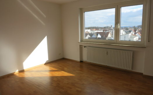 3-Zimmer-Wohnung mit Balkon, Tiefgarage und Aussicht in Ostfildern-Ruit